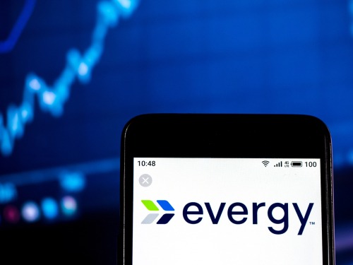 evergy-seeks-varying-base-rate-increase-in-missouri-to-cover-grid